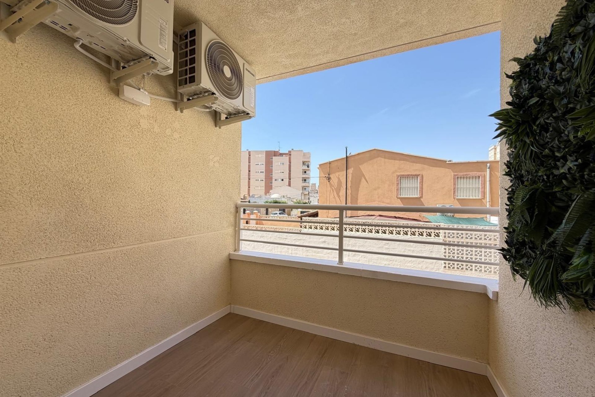 Herverkoop - Apartment -
Torrevieja - Nueva Torrevieja
