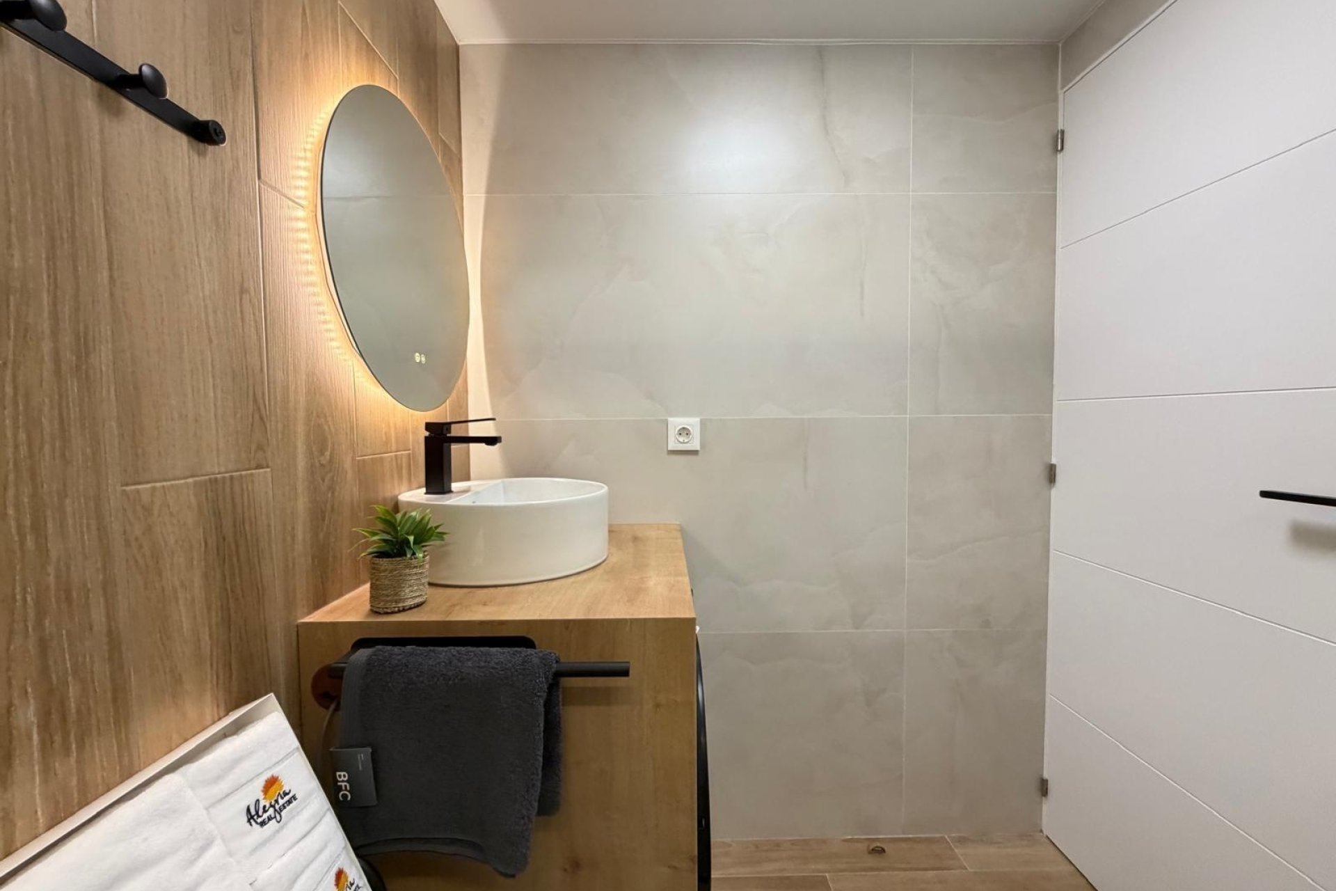 Herverkoop - Apartment -
Torrevieja - Nueva Torrevieja