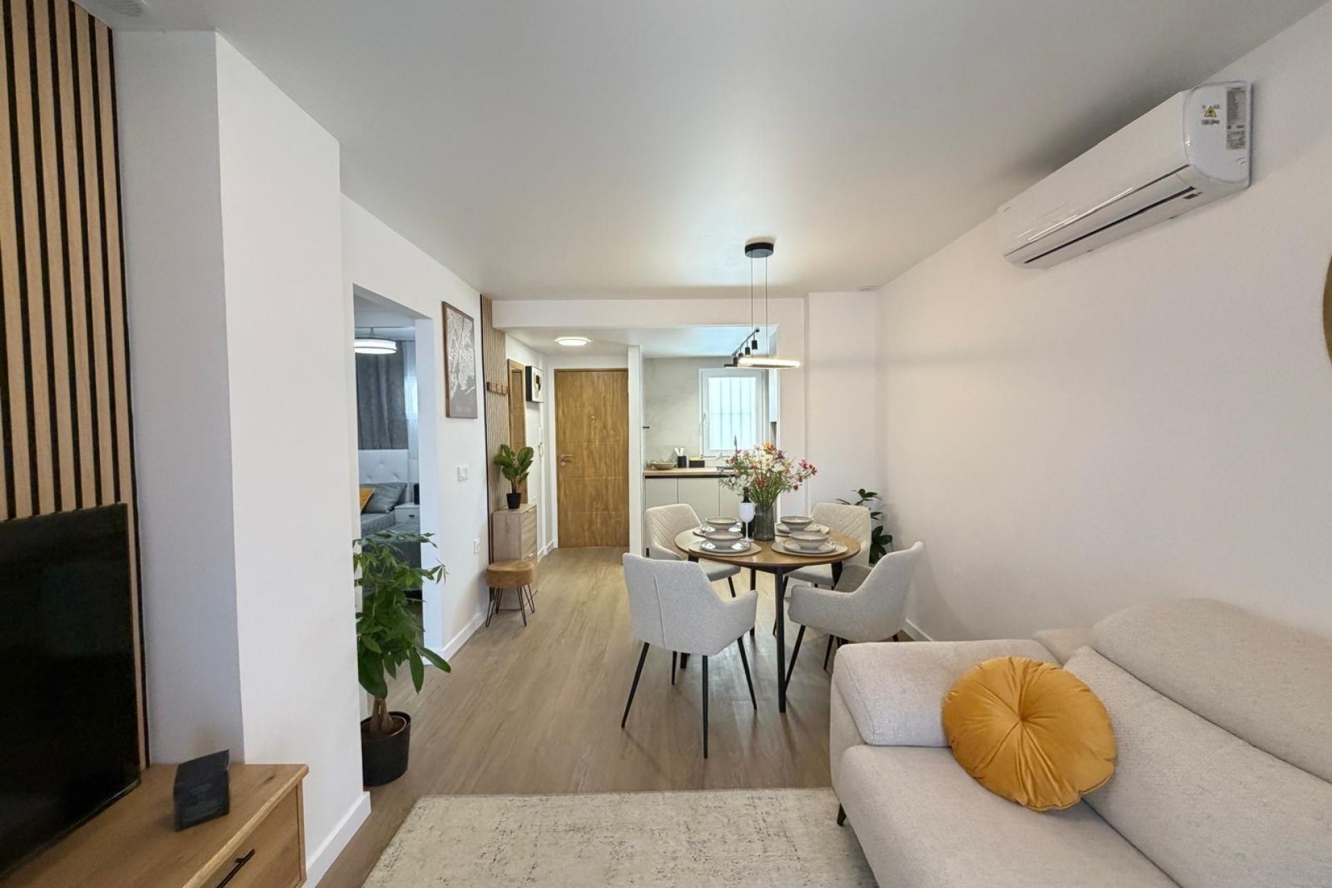 Herverkoop - Apartment -
Torrevieja - Nueva Torrevieja