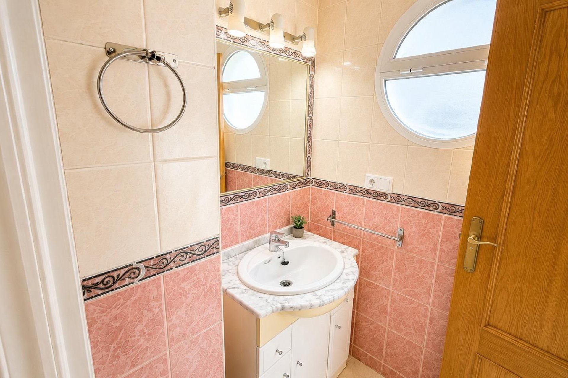 Herverkoop - Apartment -
Torrevieja - PARQUE DE LAS NACIONES
