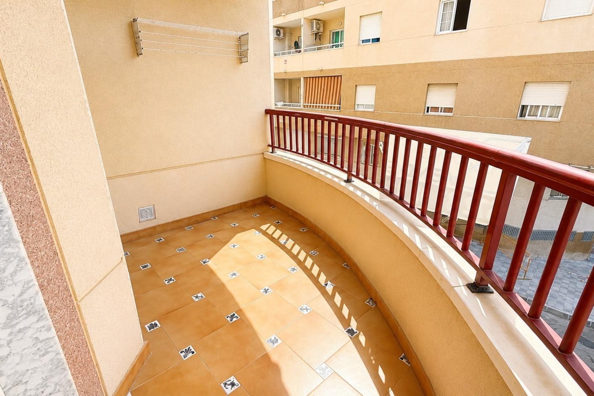 Herverkoop - Apartment -
Torrevieja - PARQUE DE LAS NACIONES