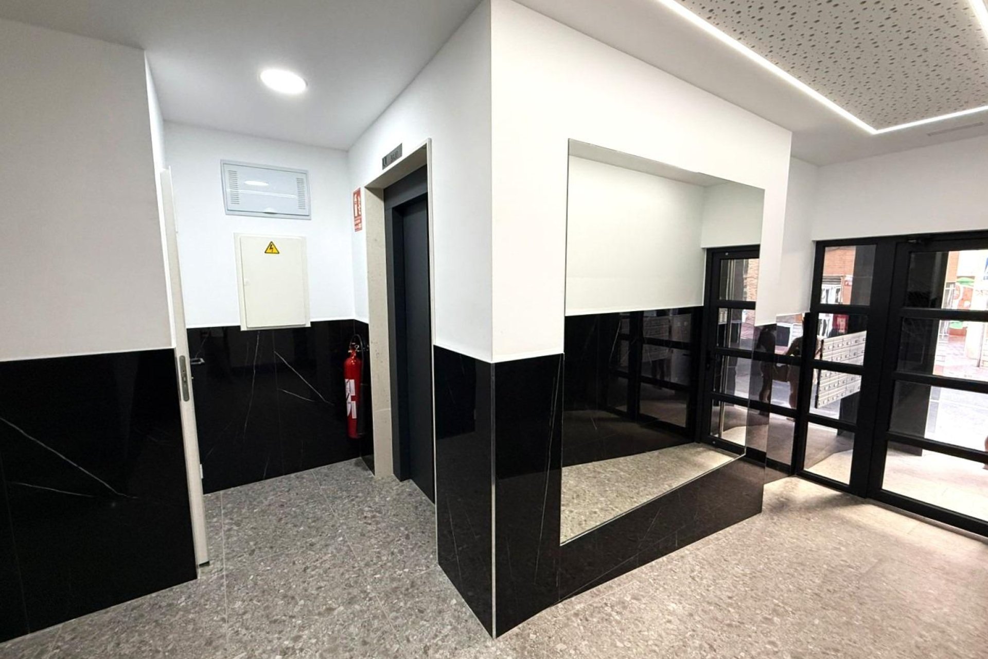 Herverkoop - Apartment -
Torrevieja - PARQUE DE LAS NACIONES