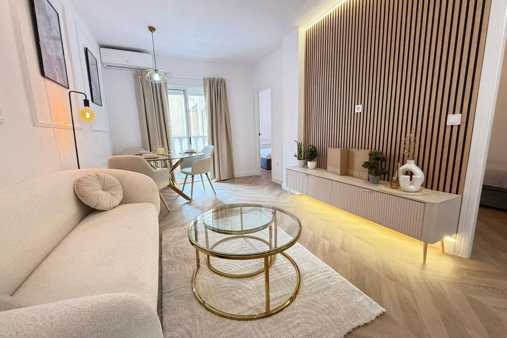 Herverkoop - Apartment -
Torrevieja - PARQUE DE LAS NACIONES