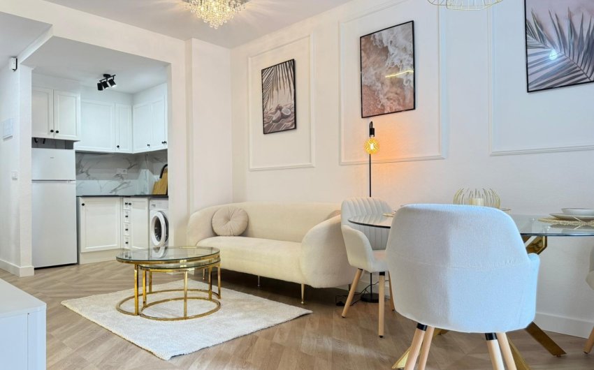 Herverkoop - Apartment -
Torrevieja - PARQUE DE LAS NACIONES