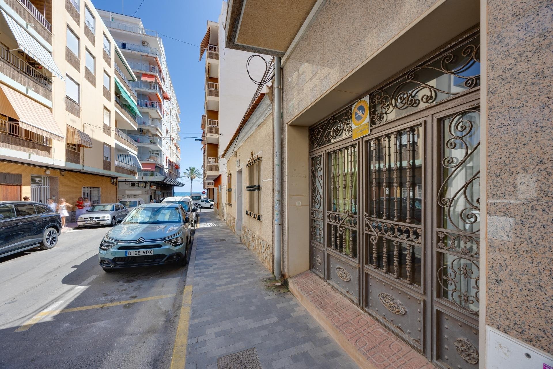Herverkoop - Apartment -
Torrevieja - Paseo Maritimo