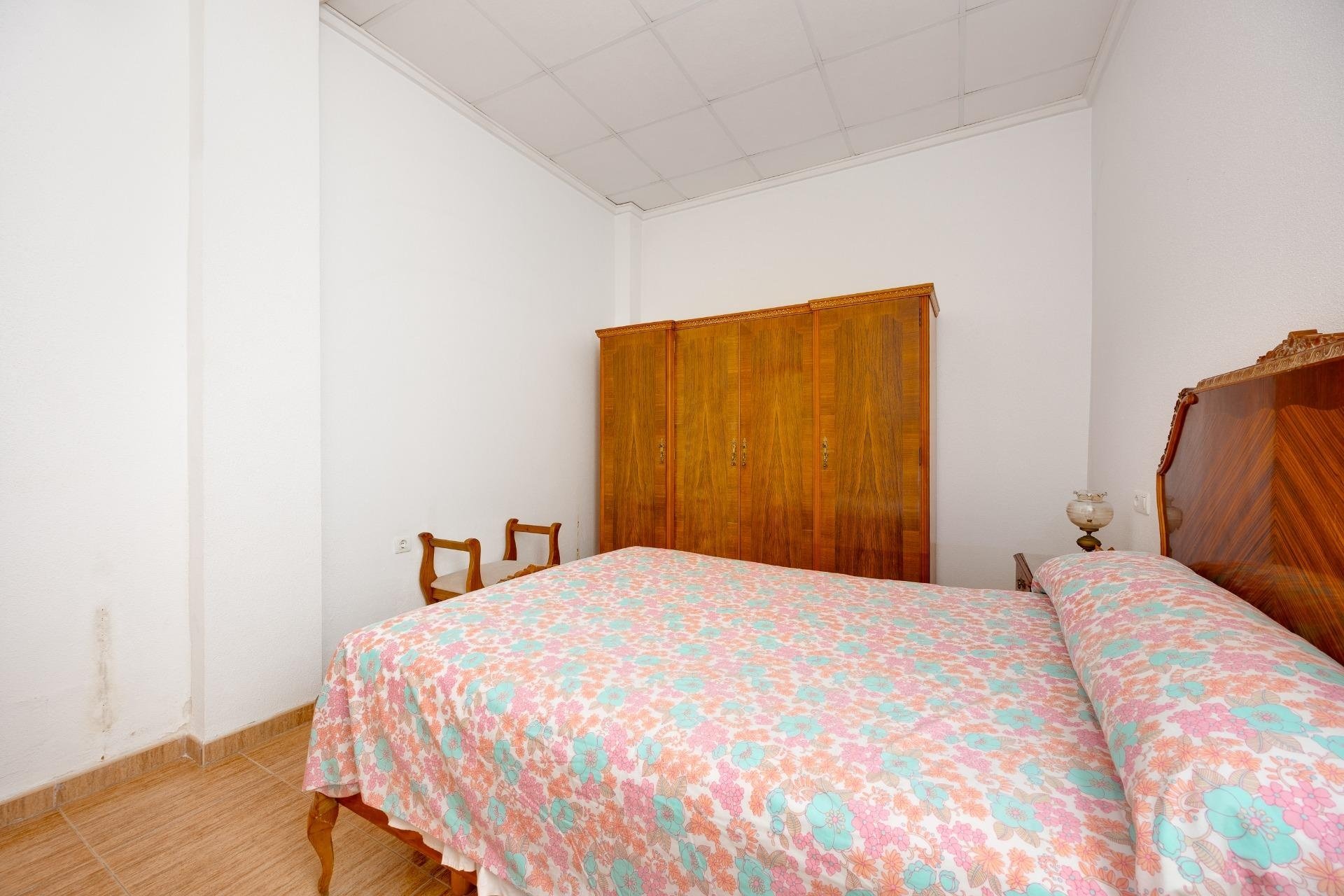 Herverkoop - Apartment -
Torrevieja - Paseo Maritimo