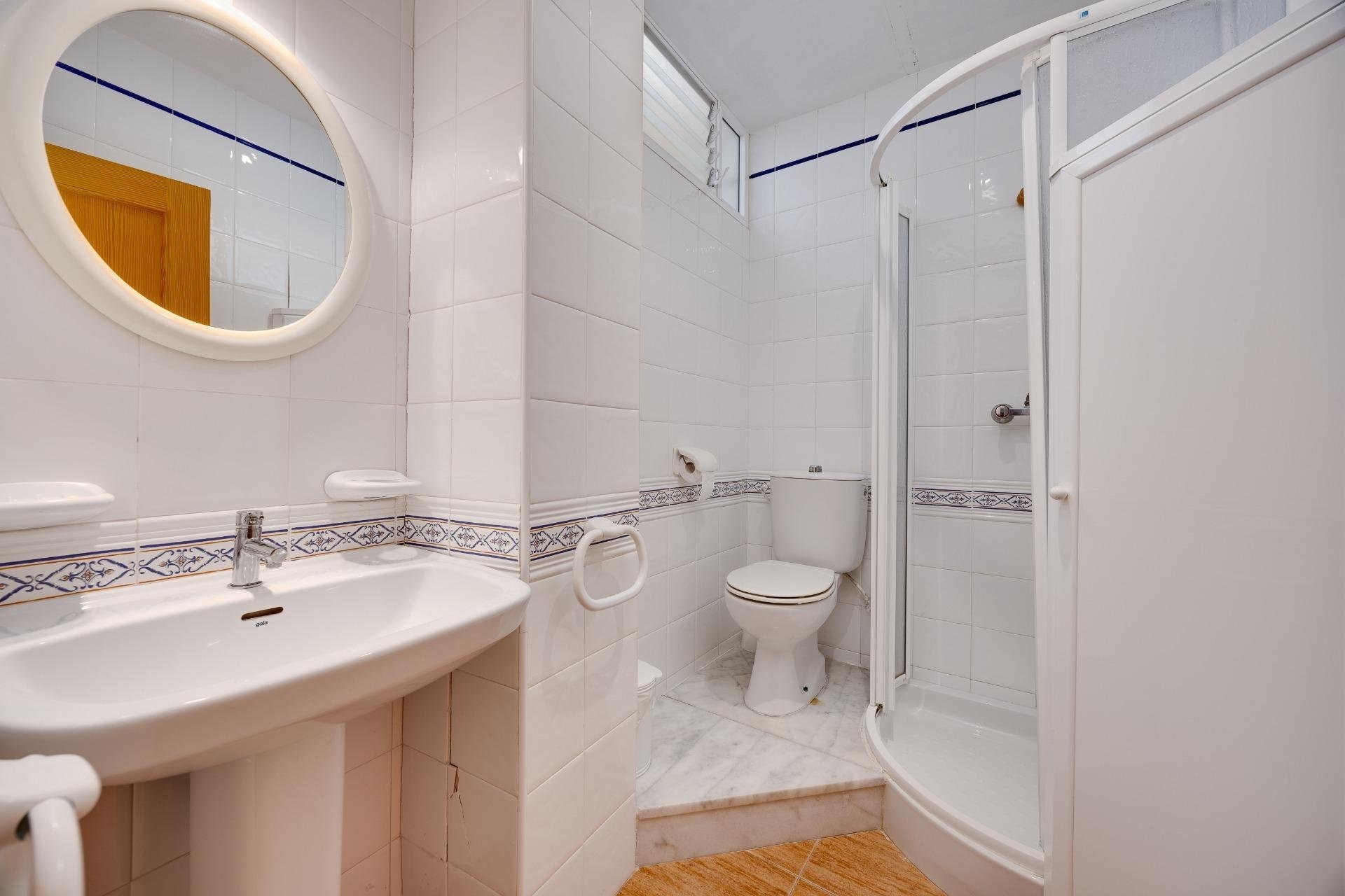 Herverkoop - Apartment -
Torrevieja - Paseo Maritimo