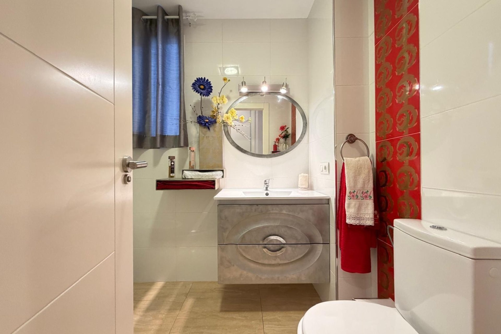 Herverkoop - Apartment -
Torrevieja - Paseo Maritimo