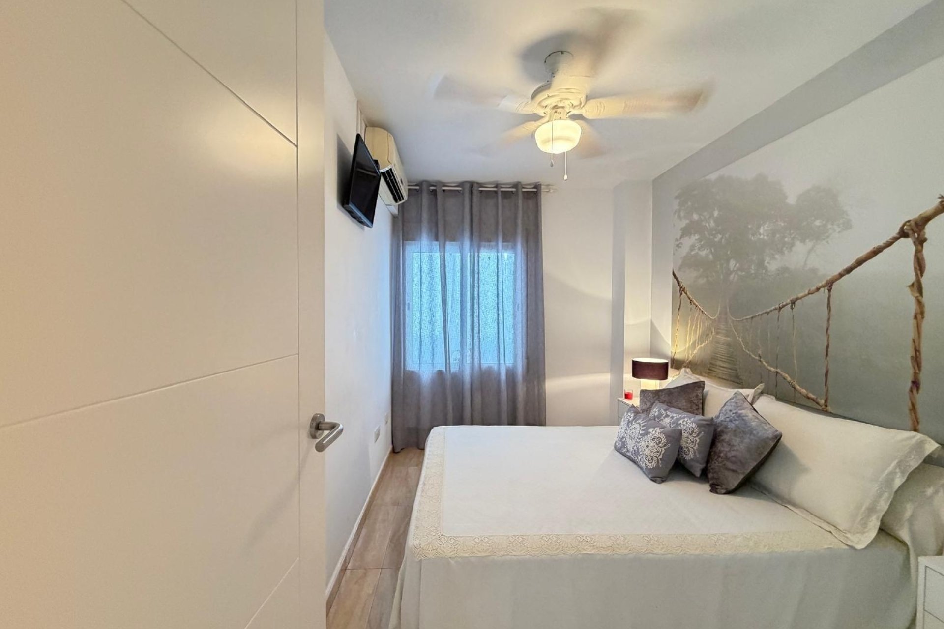 Herverkoop - Apartment -
Torrevieja - Paseo Maritimo