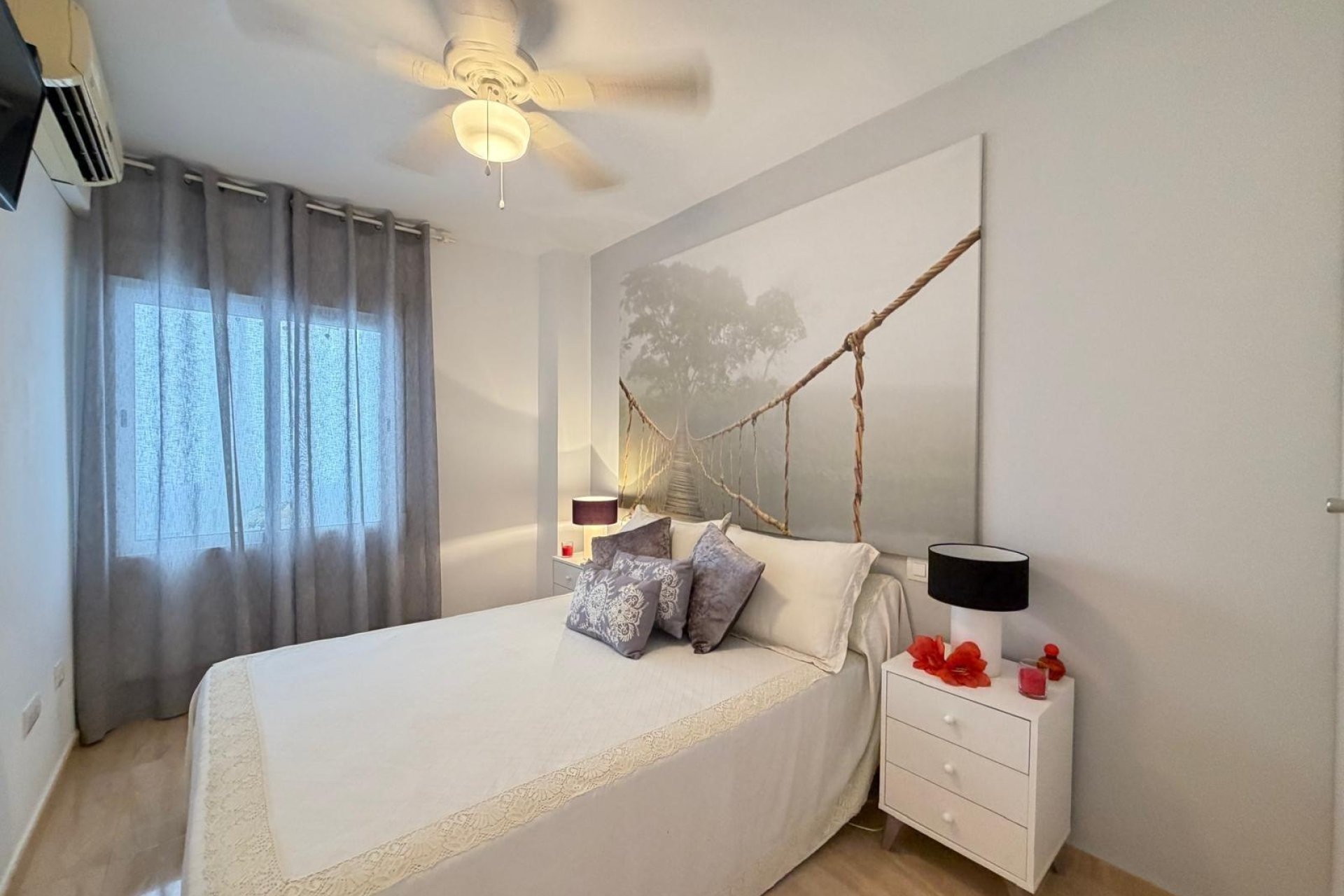 Herverkoop - Apartment -
Torrevieja - Paseo Maritimo