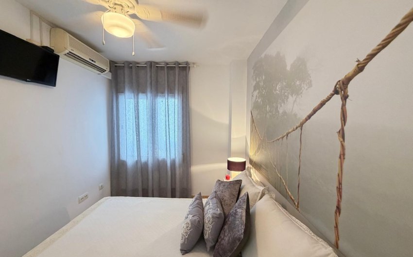 Herverkoop - Apartment -
Torrevieja - Paseo Maritimo