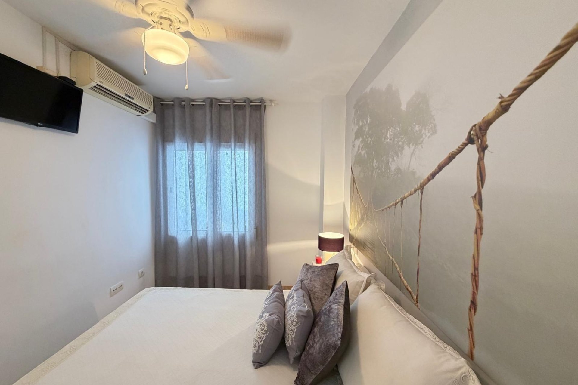 Herverkoop - Apartment -
Torrevieja - Paseo Maritimo