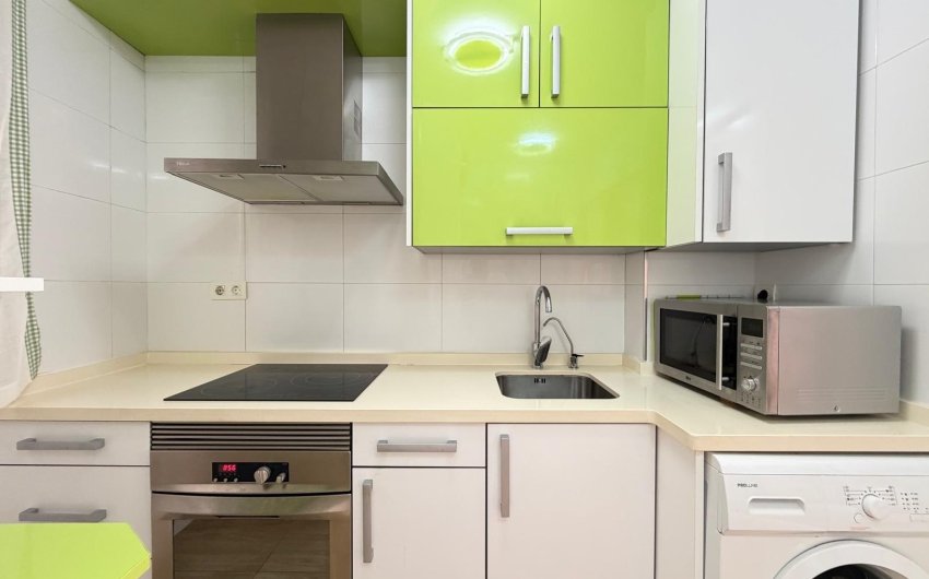 Herverkoop - Apartment -
Torrevieja - Paseo Maritimo