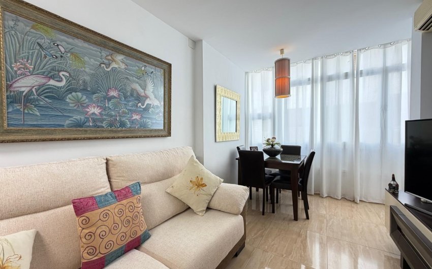 Herverkoop - Apartment -
Torrevieja - Paseo Maritimo