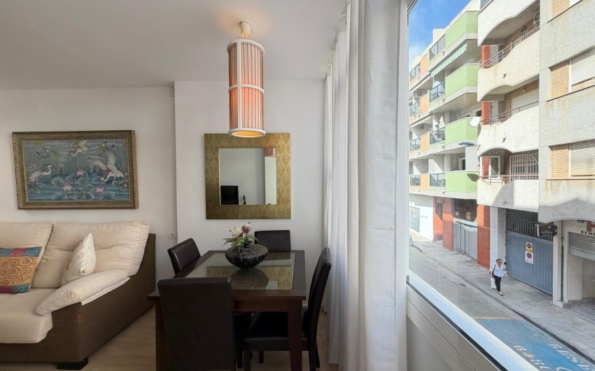 Herverkoop - Apartment -
Torrevieja - Paseo Maritimo