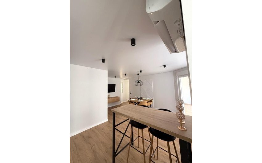 Herverkoop - Apartment -
Torrevieja - Paseo Maritimo