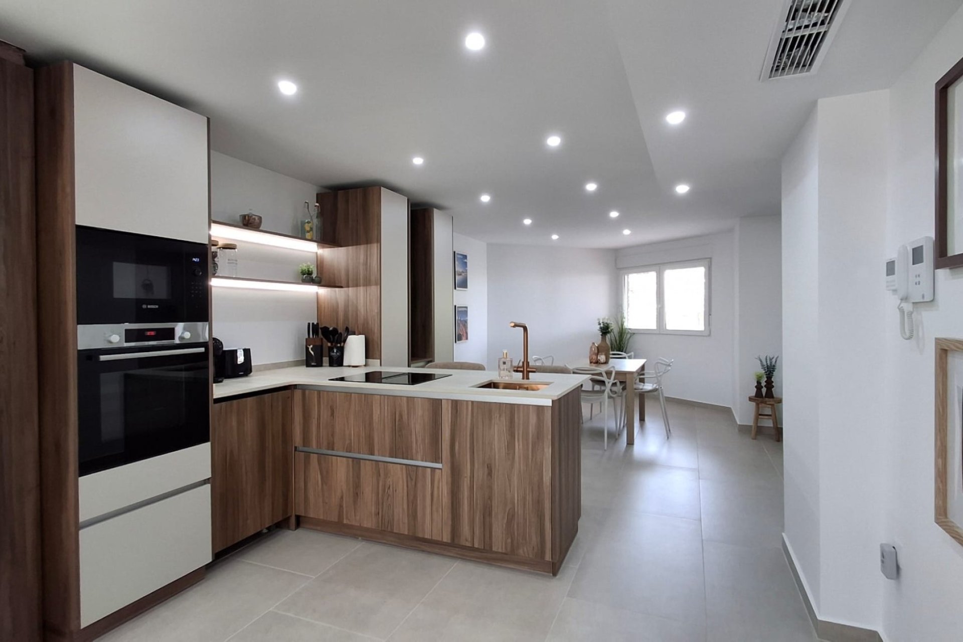 Herverkoop - Apartment -
Torrevieja - Playa Acequion