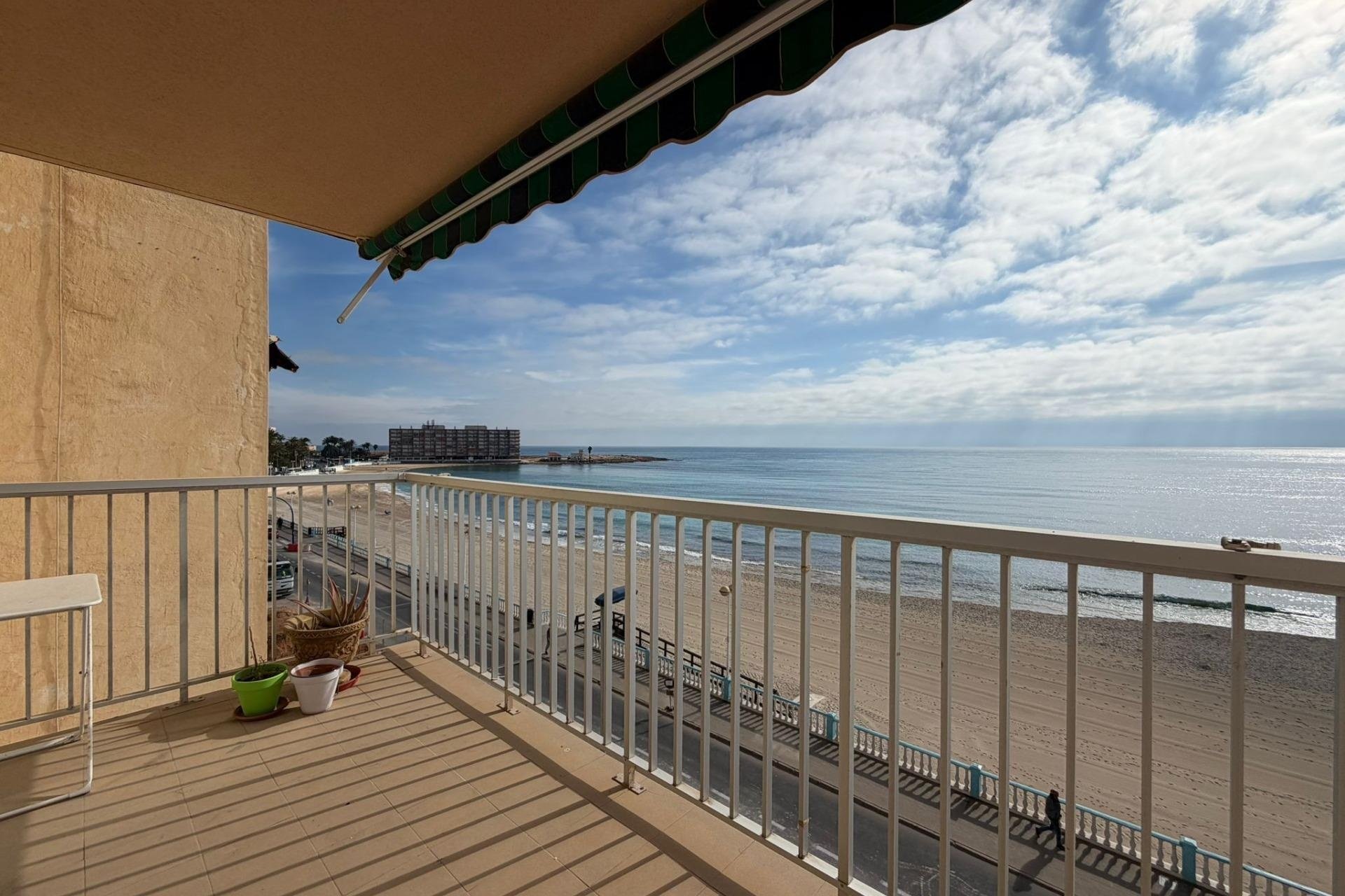 Herverkoop - Apartment -
Torrevieja - Playa de los Locos