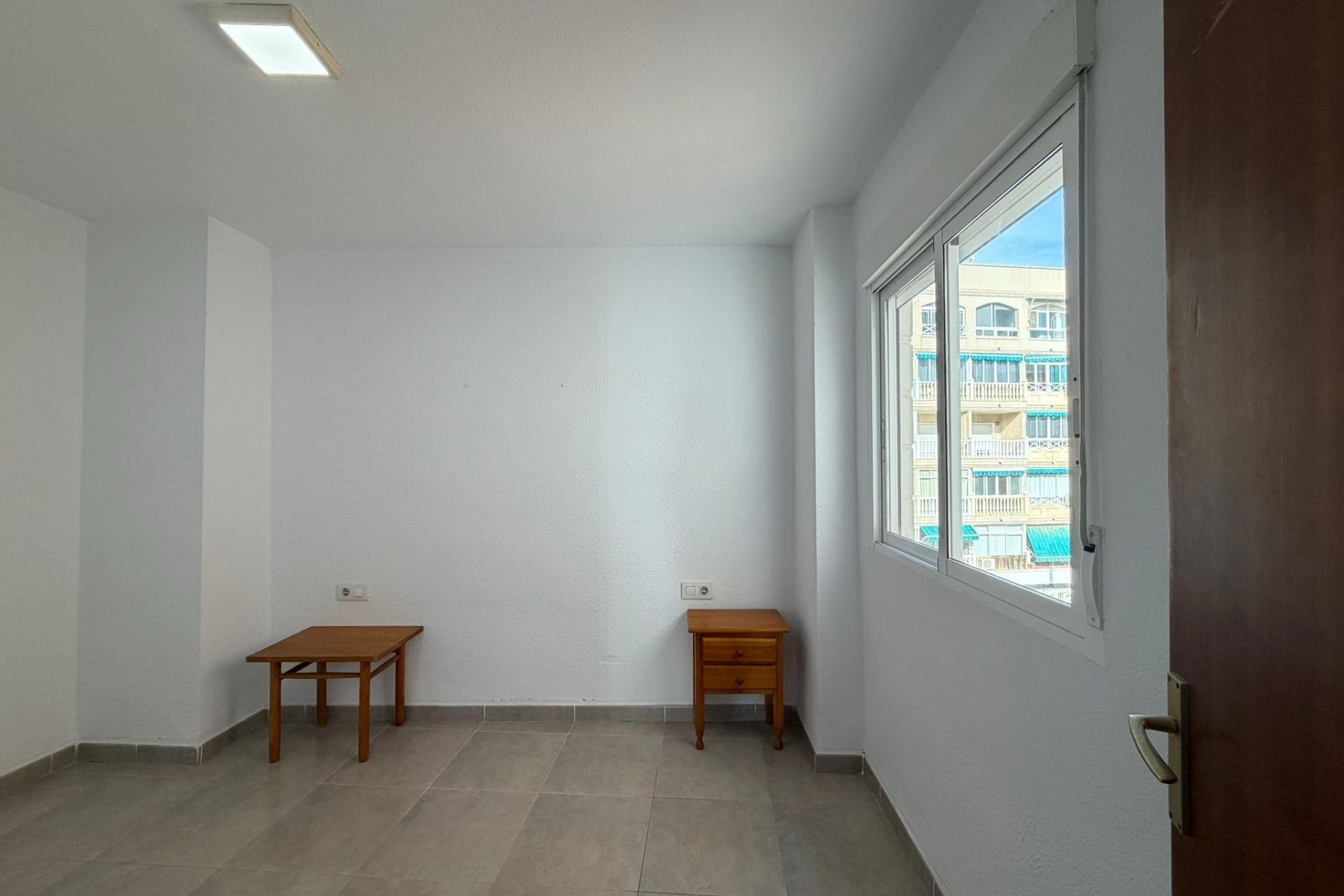 Herverkoop - Apartment -
Torrevieja - Playa de los Locos