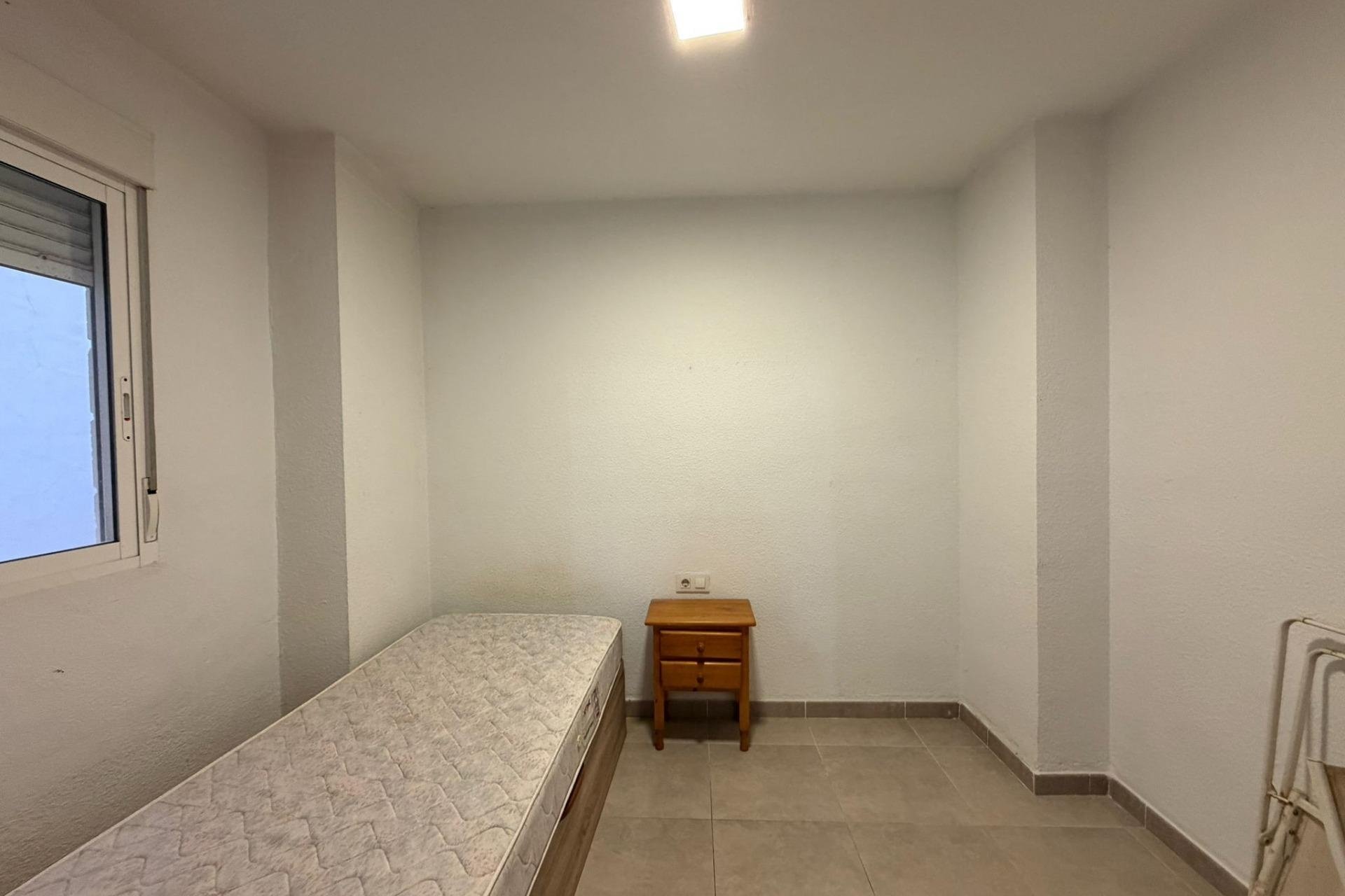 Herverkoop - Apartment -
Torrevieja - Playa de los Locos