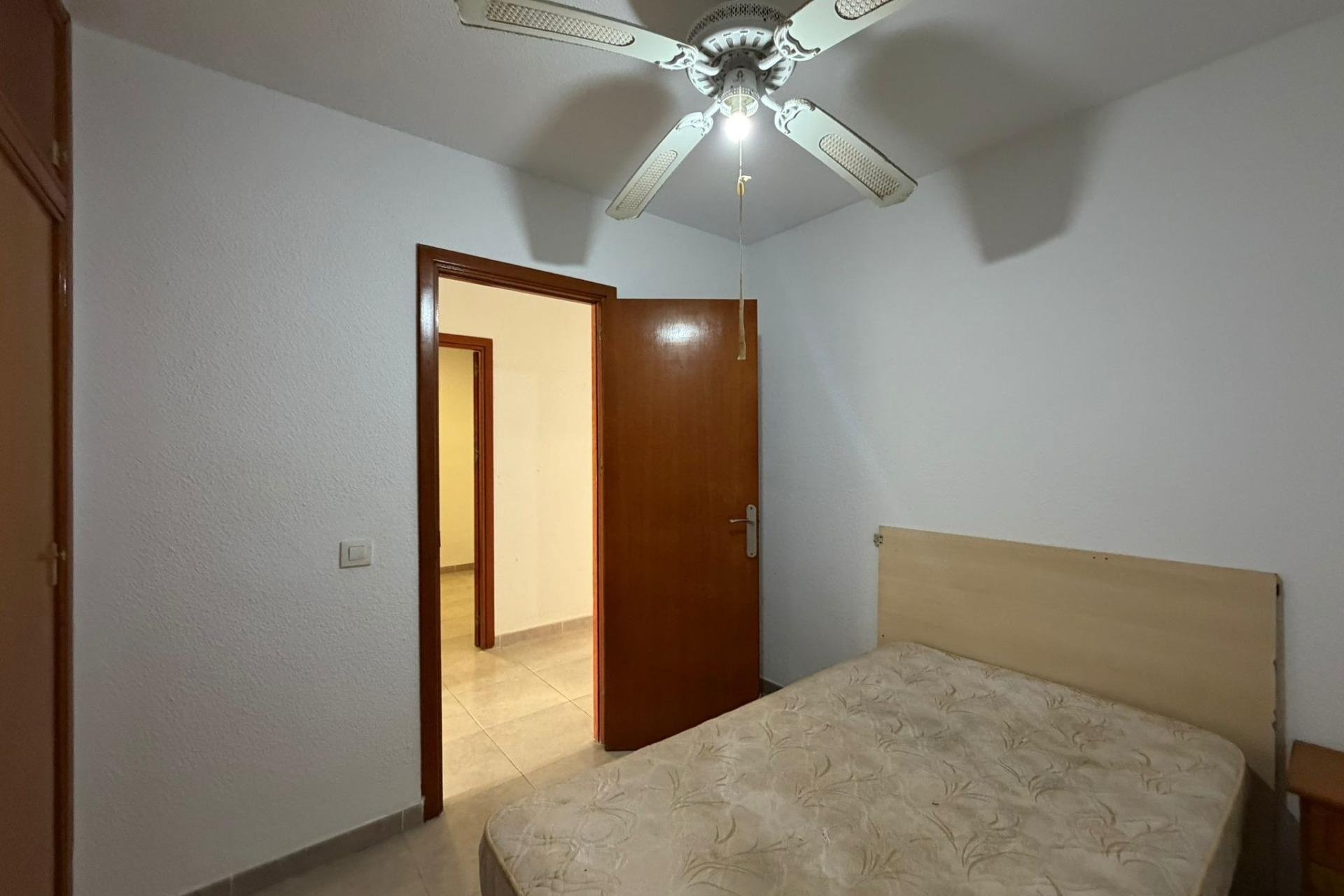 Herverkoop - Apartment -
Torrevieja - Playa de los Locos