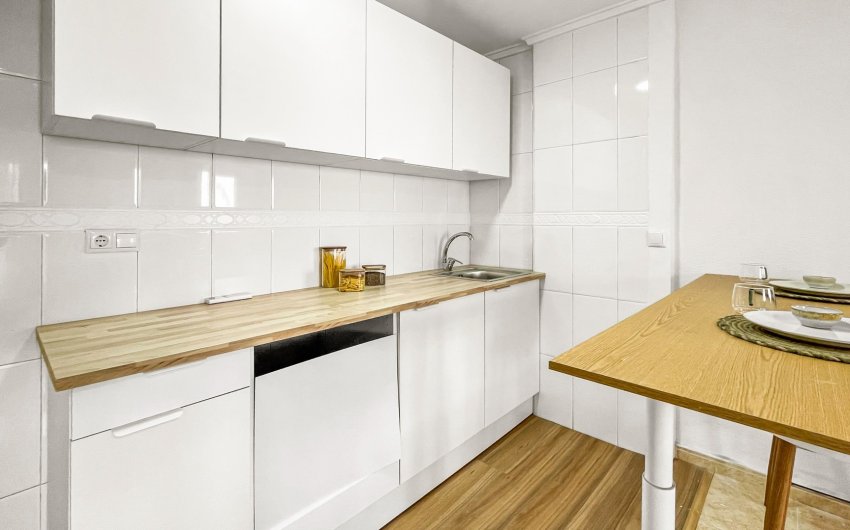 Herverkoop - Apartment -
Torrevieja - Playa de los Locos