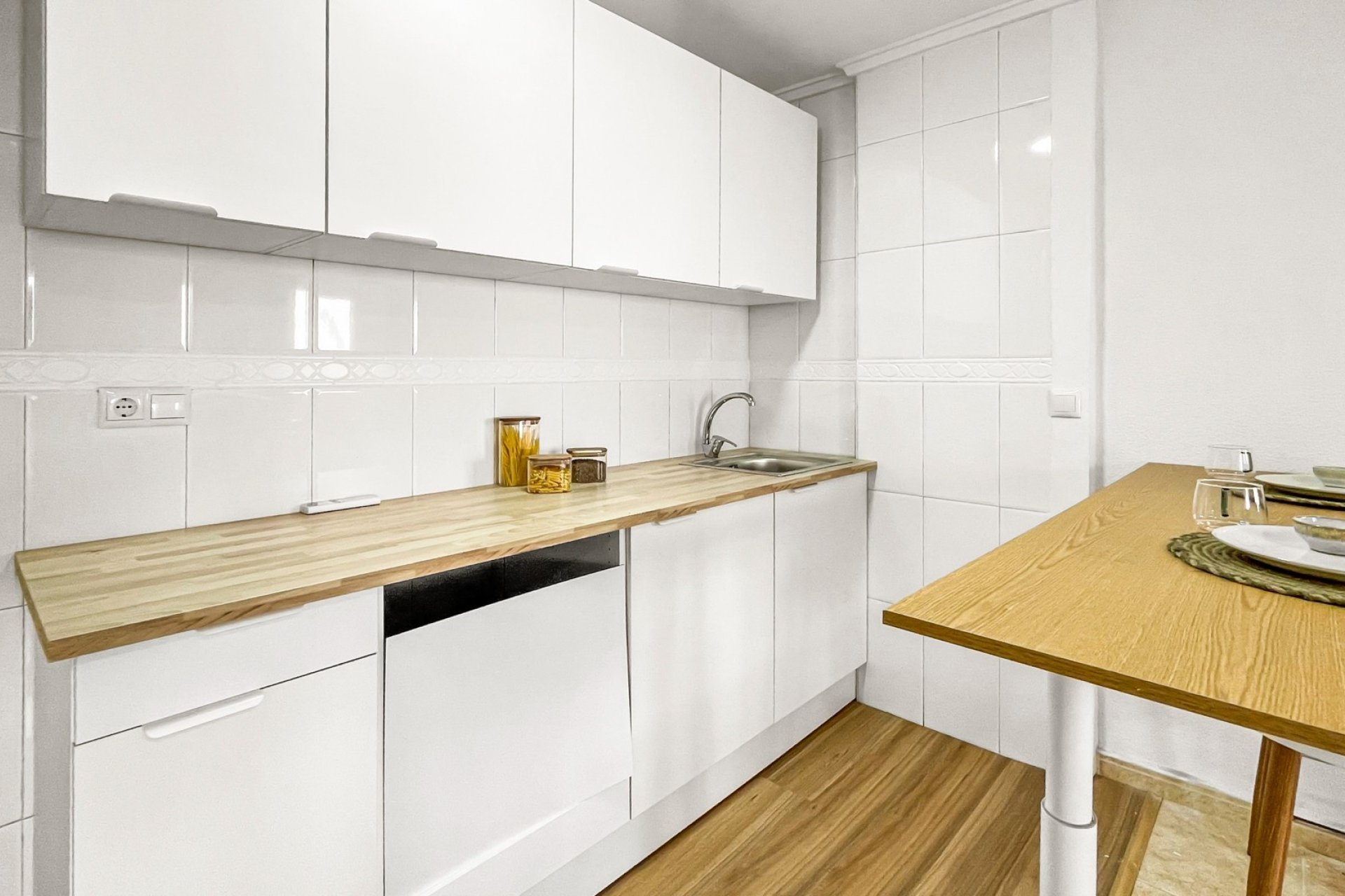Herverkoop - Apartment -
Torrevieja - Playa de los Locos