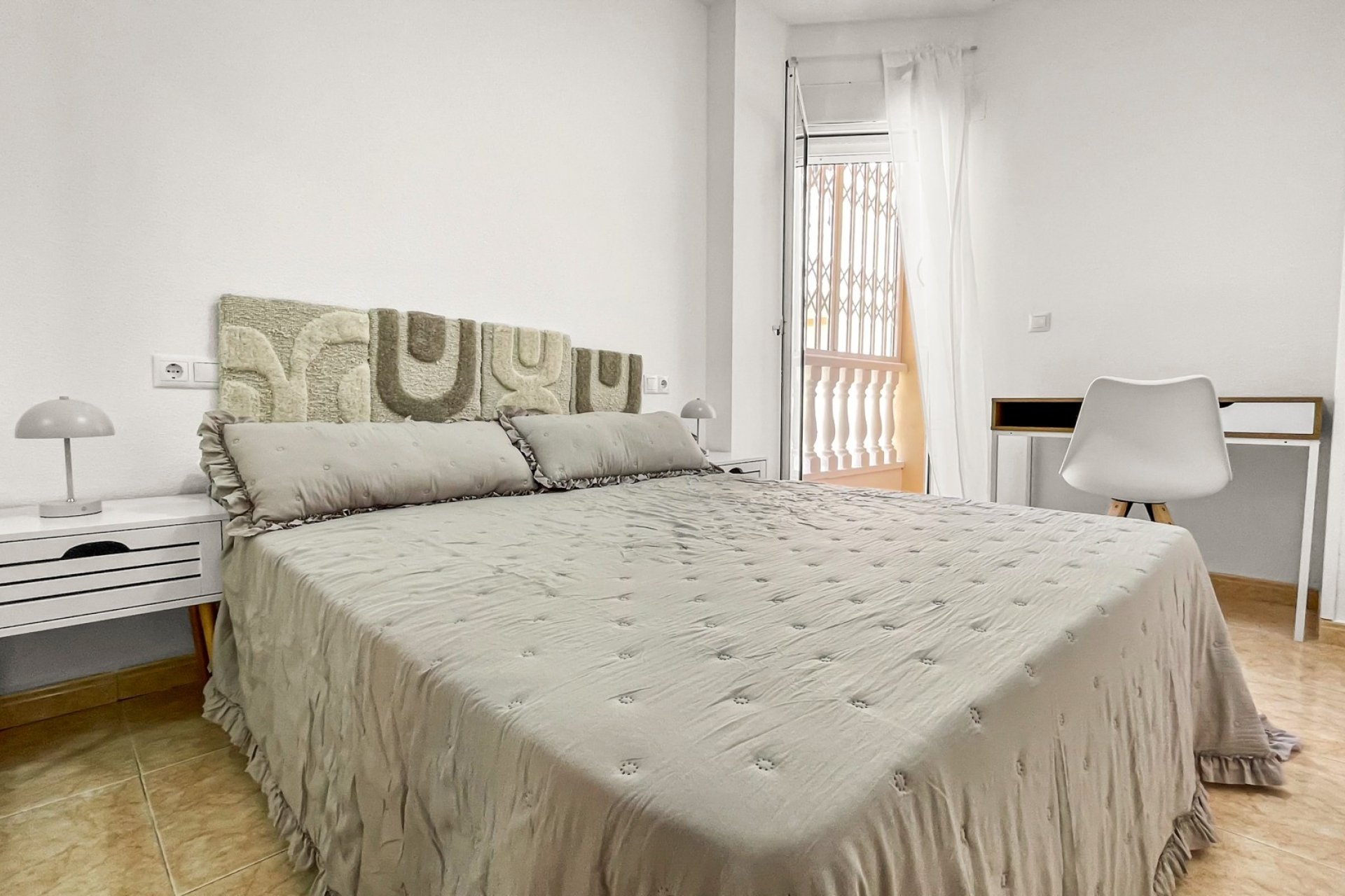 Herverkoop - Apartment -
Torrevieja - Playa de los Locos