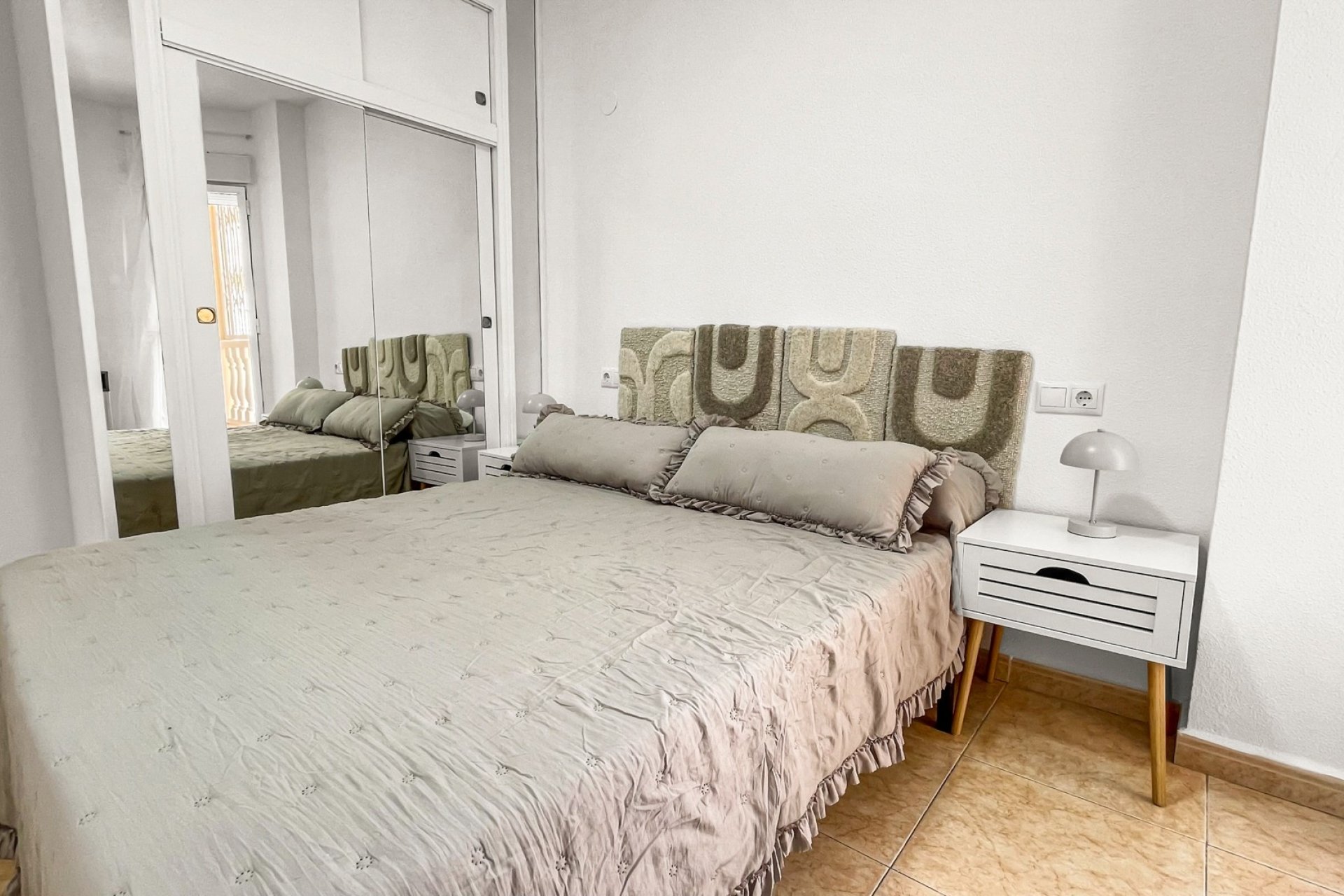 Herverkoop - Apartment -
Torrevieja - Playa de los Locos
