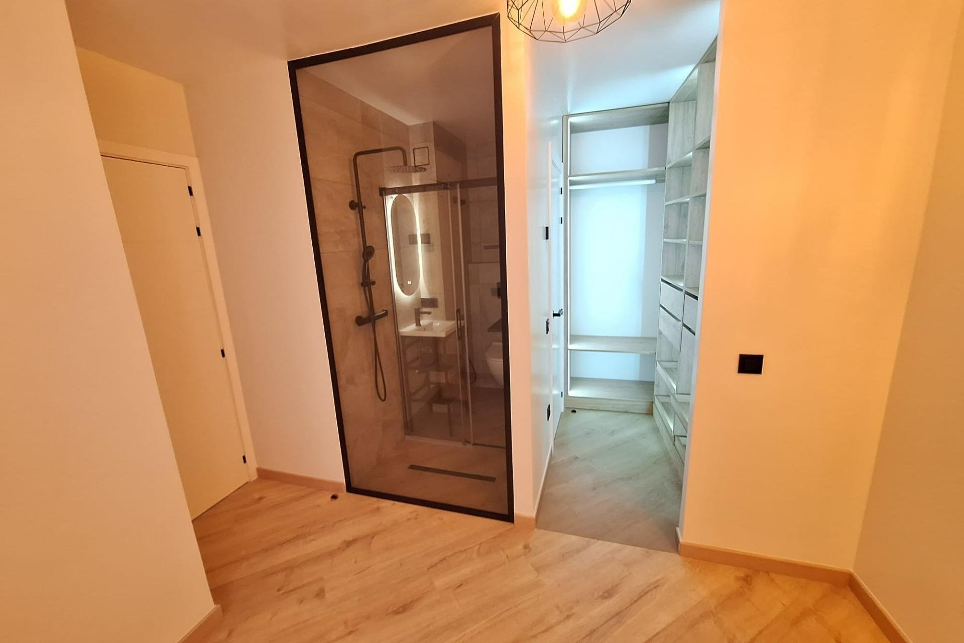 Herverkoop - Apartment -
Torrevieja - Playa de los Locos