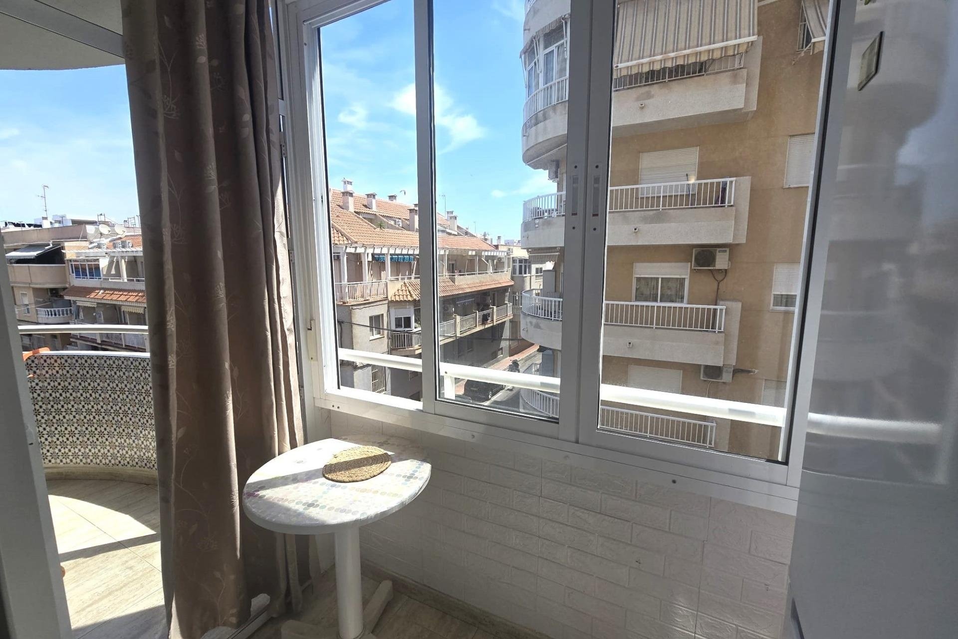 Herverkoop - Apartment -
Torrevieja - Playa de los Locos