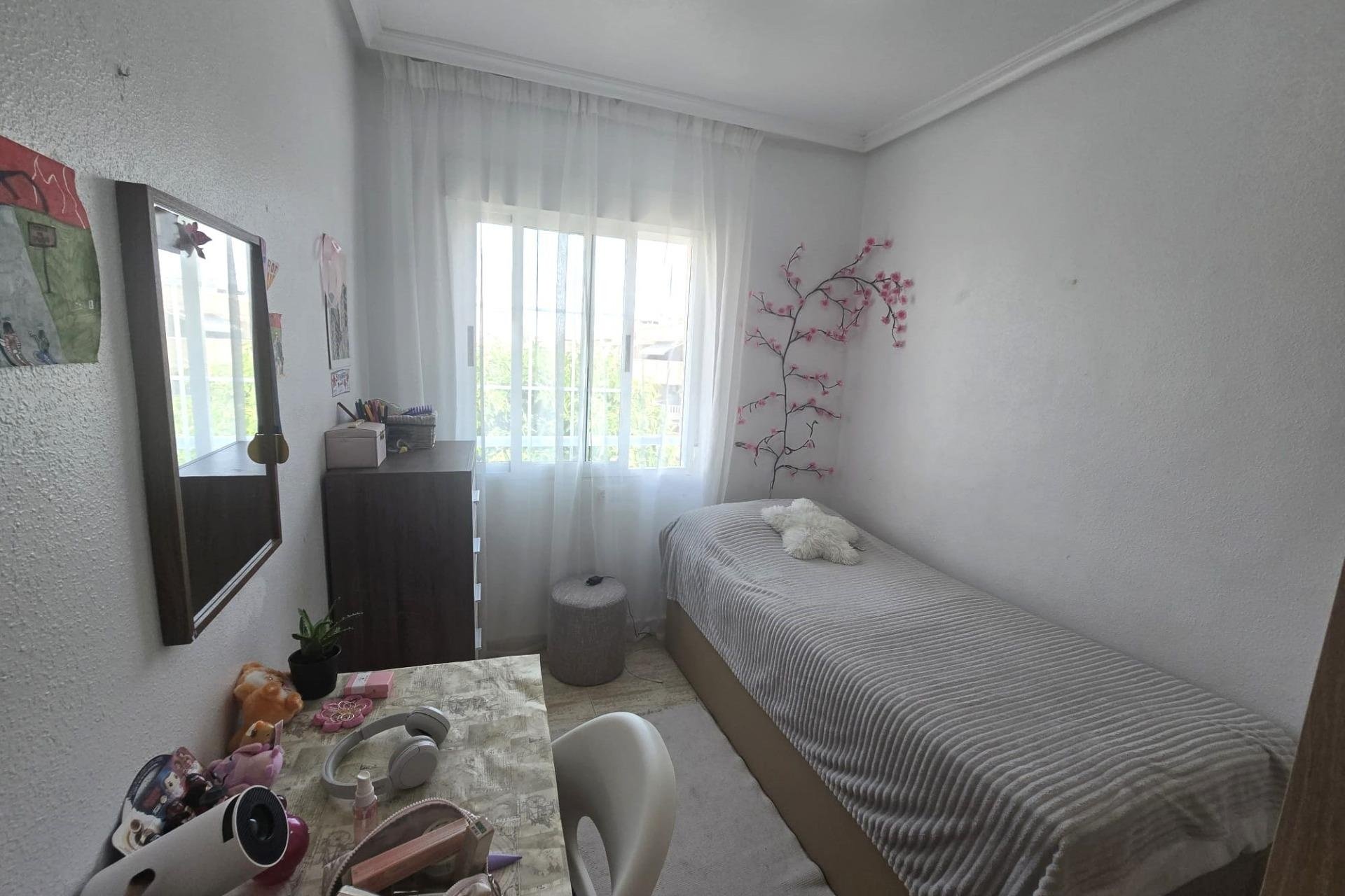 Herverkoop - Apartment -
Torrevieja - Playa de los Locos