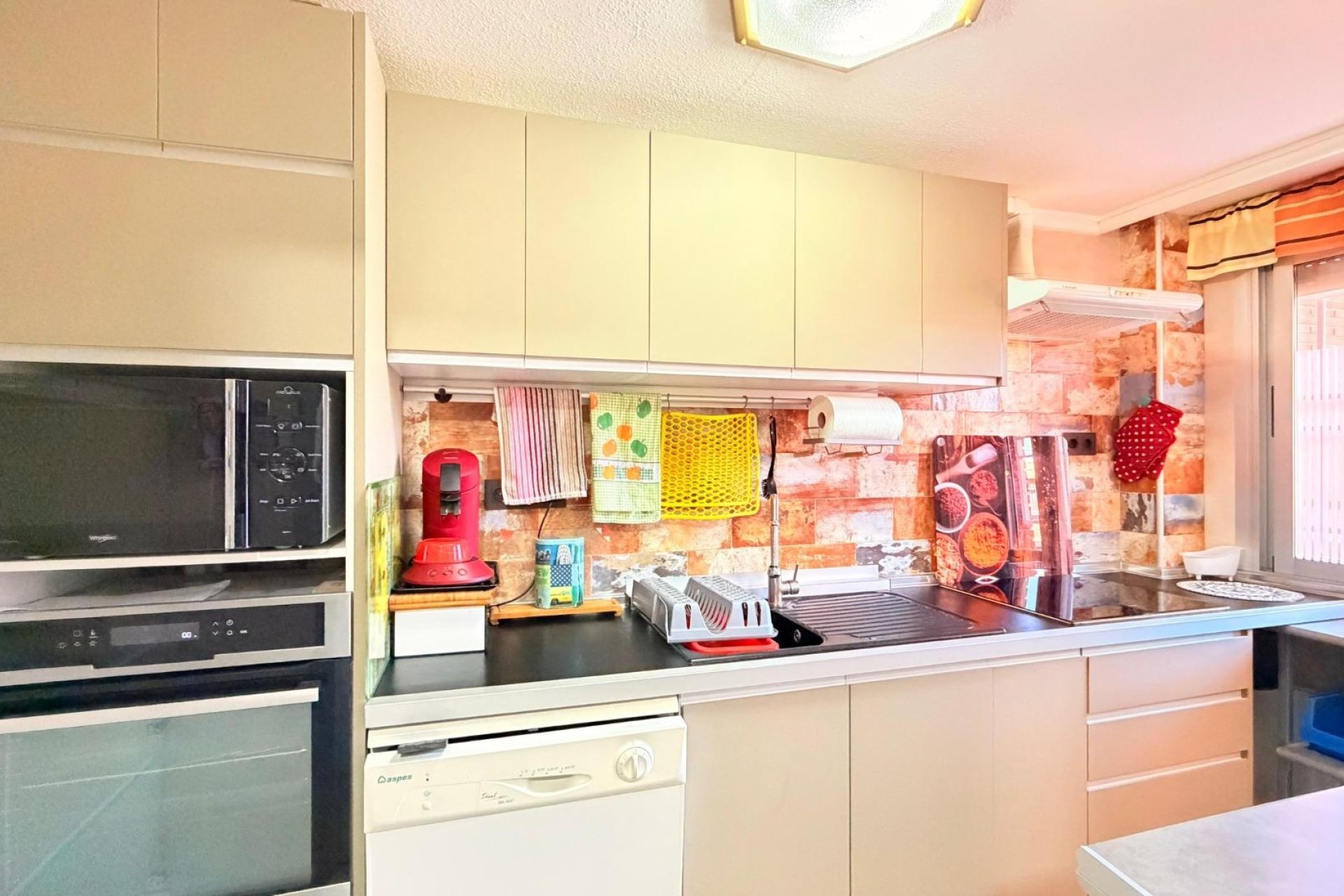 Herverkoop - Apartment -
Torrevieja - Playa De Los Naufragos