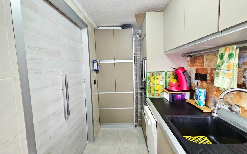 Herverkoop - Apartment -
Torrevieja - Playa De Los Naufragos