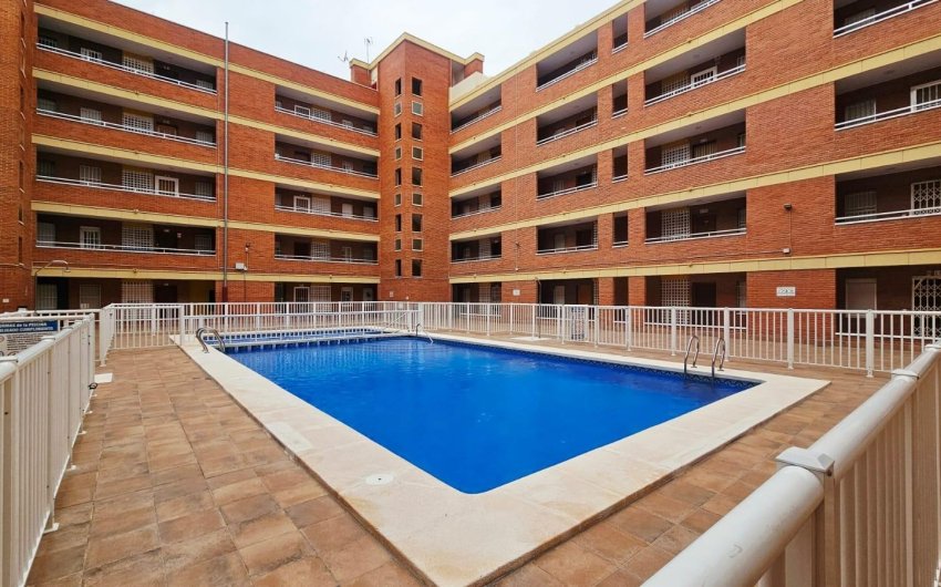Herverkoop - Apartment -
Torrevieja - Playa De Los Naufragos