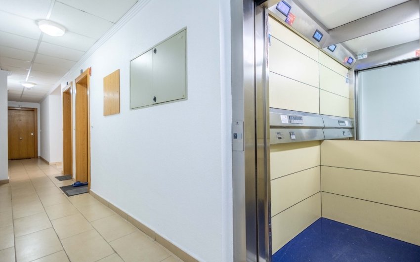 Herverkoop - Apartment -
Torrevieja - Playa del Cura