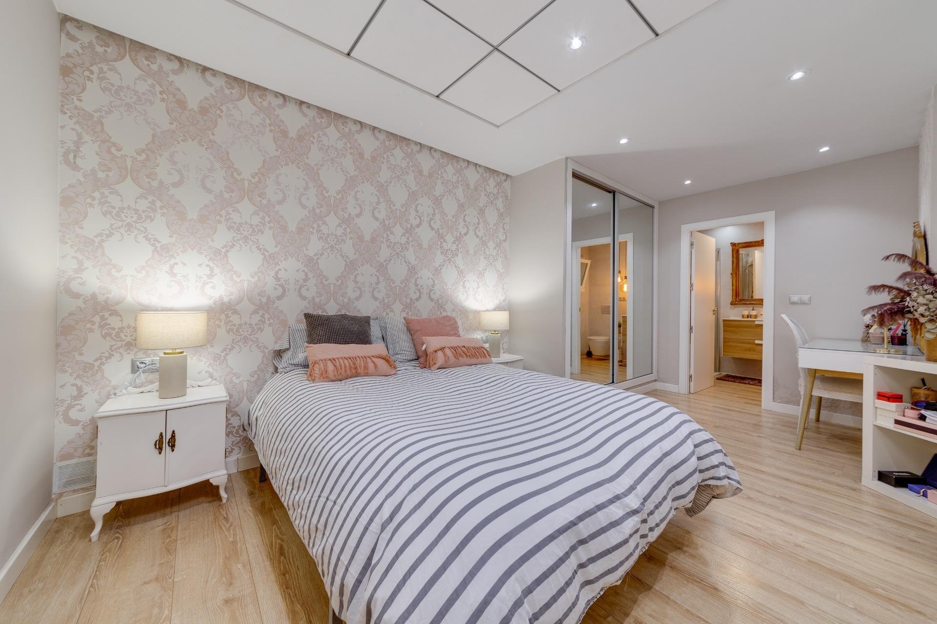 Herverkoop - Apartment -
Torrevieja - Playa del Cura