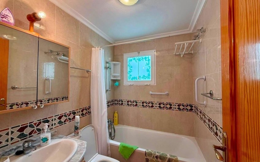 Herverkoop - Apartment -
Torrevieja - Playa del Cura