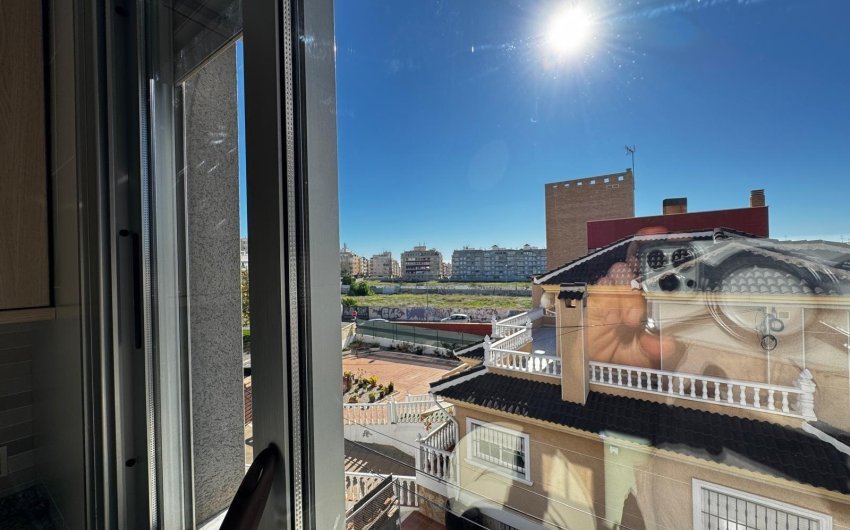Herverkoop - Apartment -
Torrevieja - Playa del Cura
