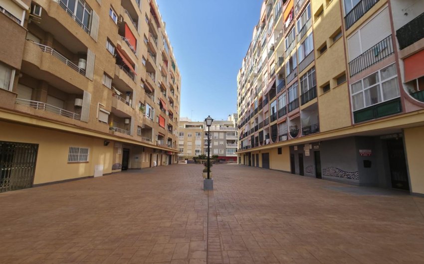 Herverkoop - Apartment -
Torrevieja - Playa del Cura