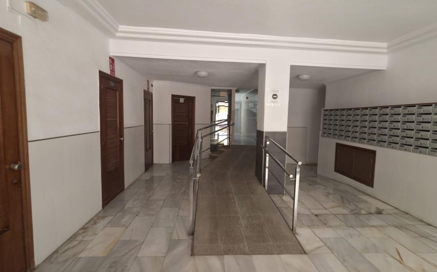 Herverkoop - Apartment -
Torrevieja - Playa del Cura