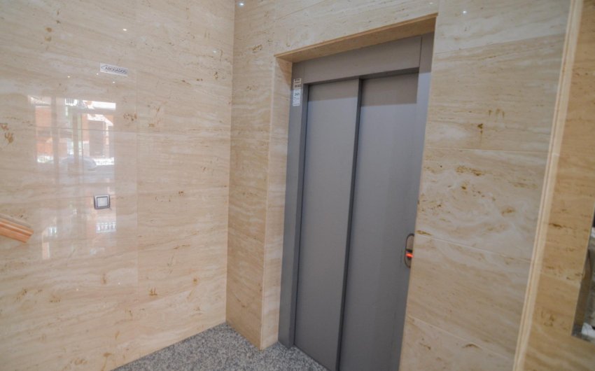 Herverkoop - Apartment -
Torrevieja - Playa del Cura