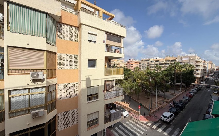 Herverkoop - Apartment -
Torrevieja - Playa del Cura