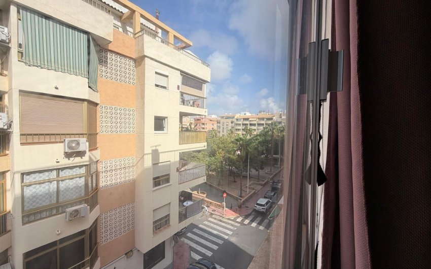 Herverkoop - Apartment -
Torrevieja - Playa del Cura