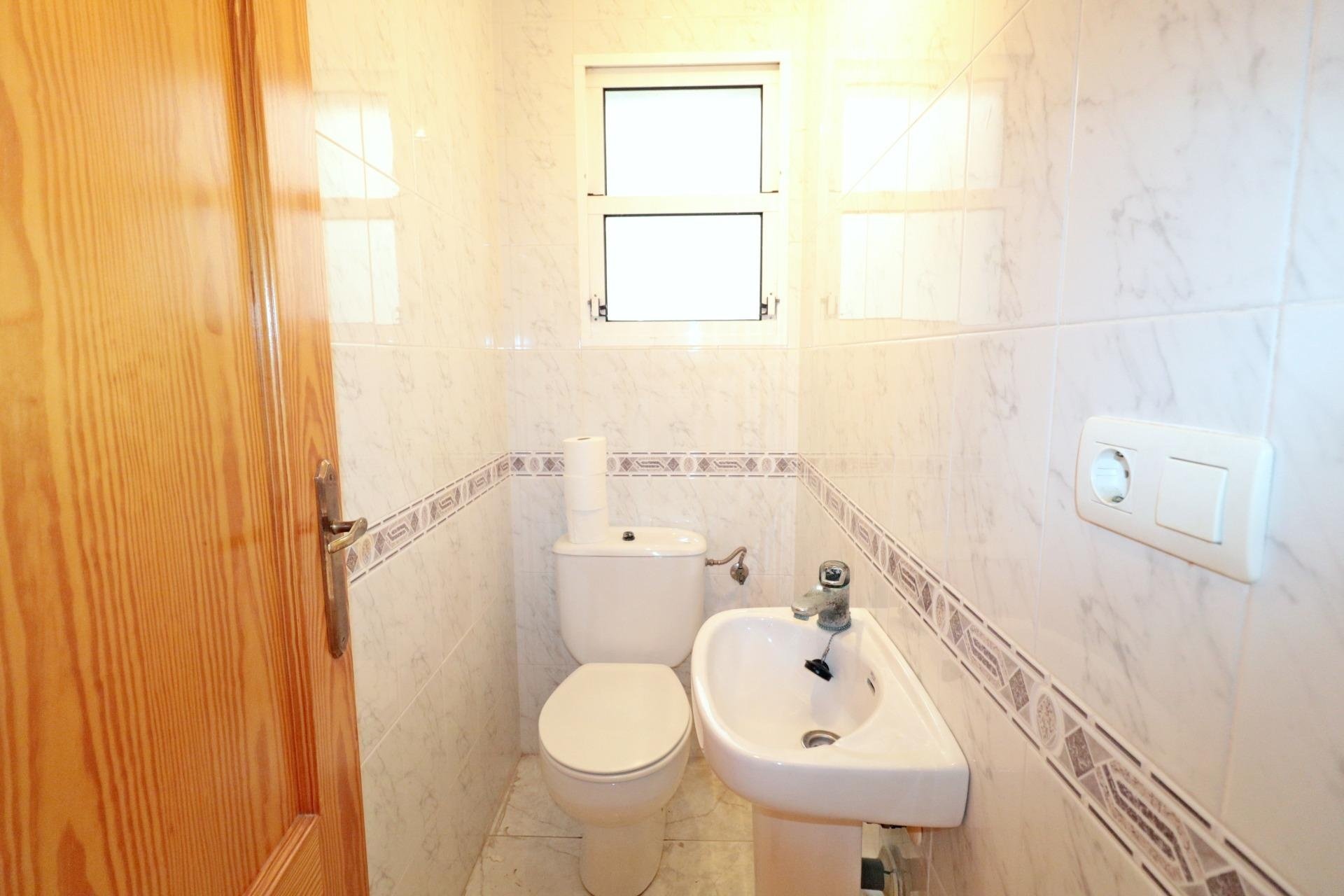 Herverkoop - Apartment -
Torrevieja - Playa del Cura