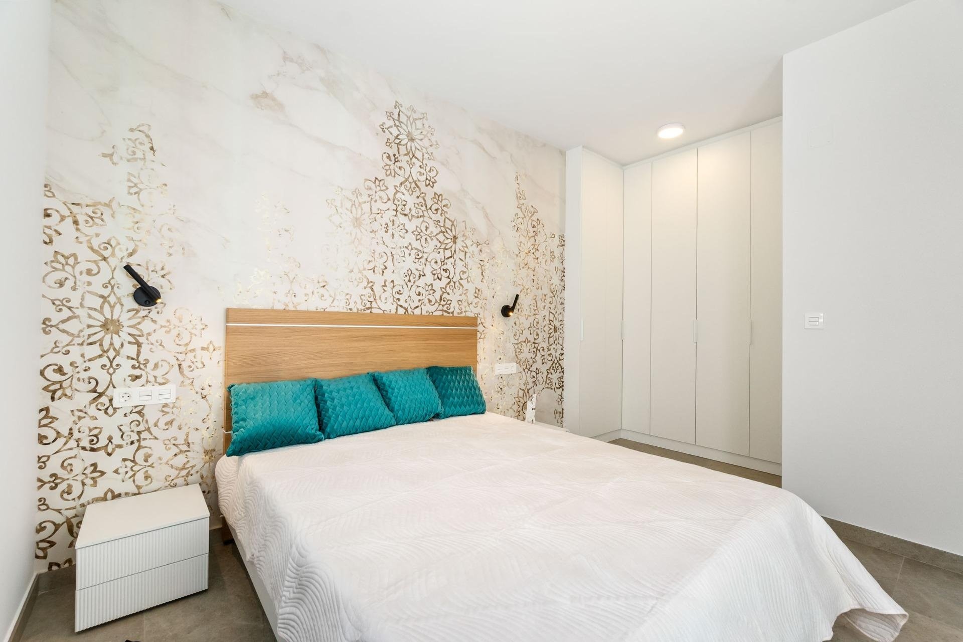 Herverkoop - Apartment -
Torrevieja - Playa del Cura