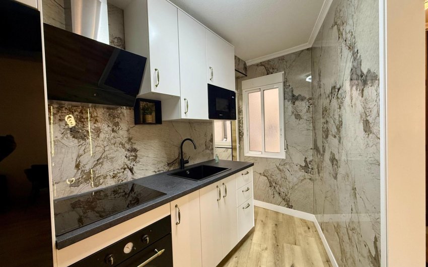 Herverkoop - Apartment -
Torrevieja - Playa del Cura