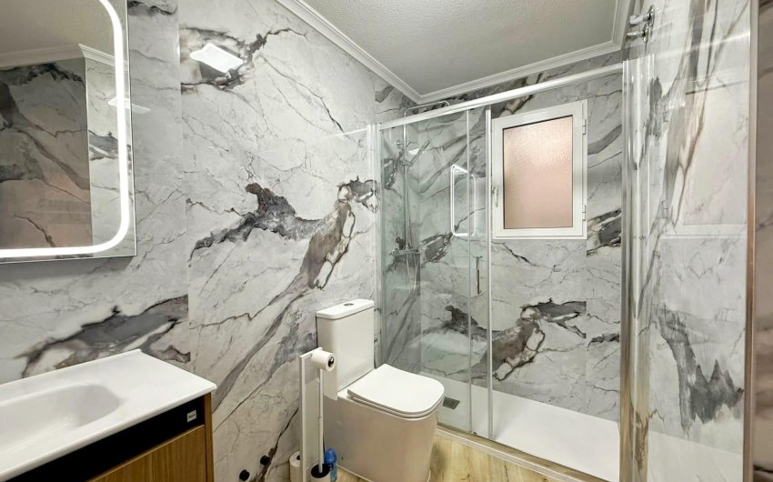 Herverkoop - Apartment -
Torrevieja - Playa del Cura