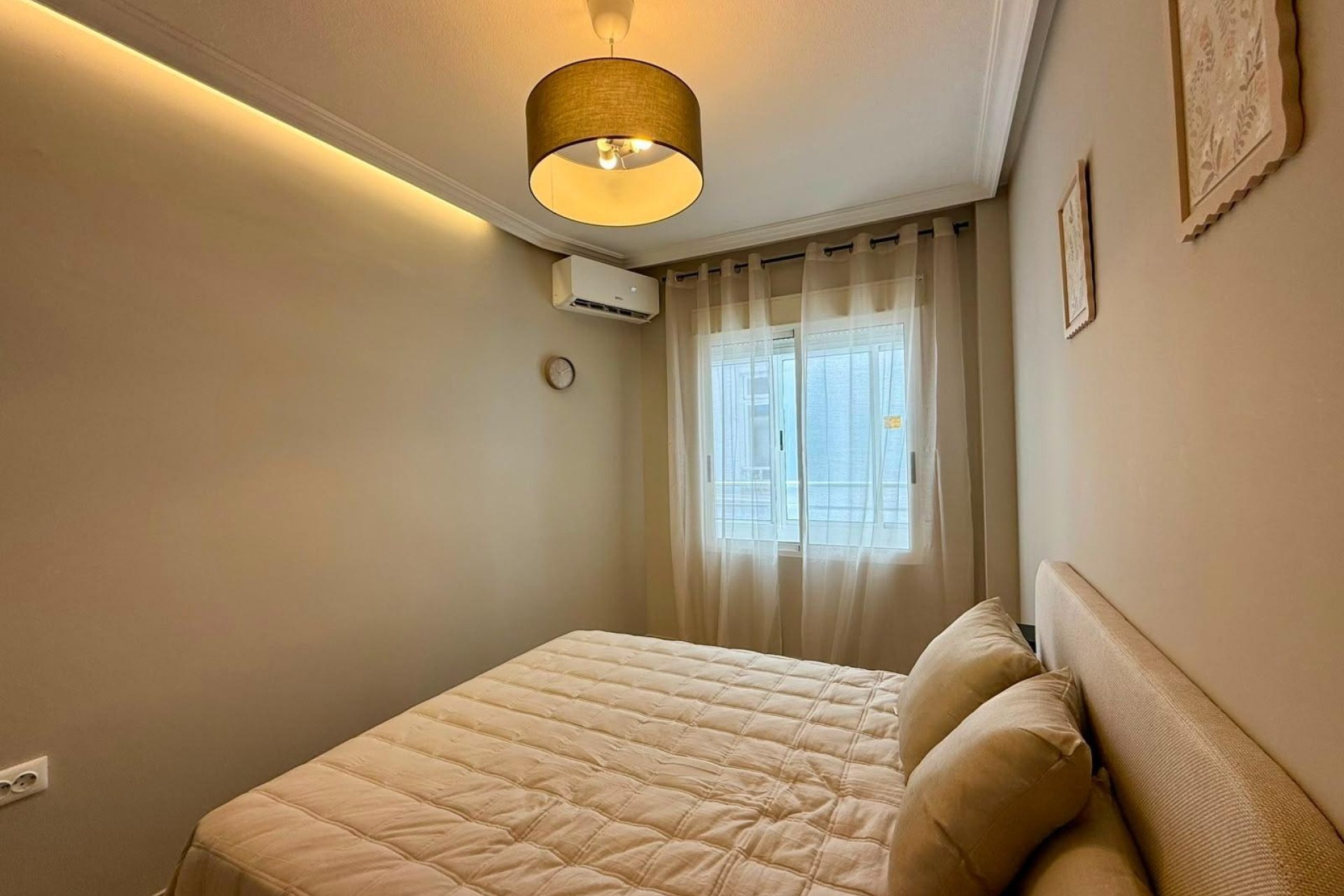 Herverkoop - Apartment -
Torrevieja - Playa del Cura