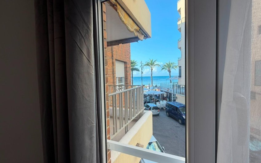 Herverkoop - Apartment -
Torrevieja - Playa del Cura